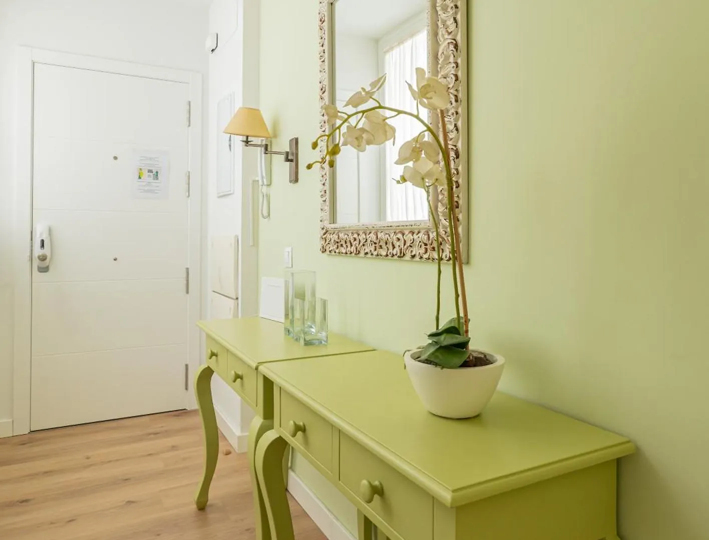 Stay U-Nique Apartments Somera Μάλαγα 0*,